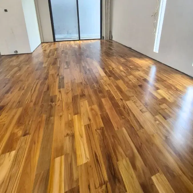 Jual Lantai Kayu Solid Terbaik #1 di Indonesia, Kualitas Bermutu! 2 2 4 1