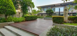 Decking kayu Ulin