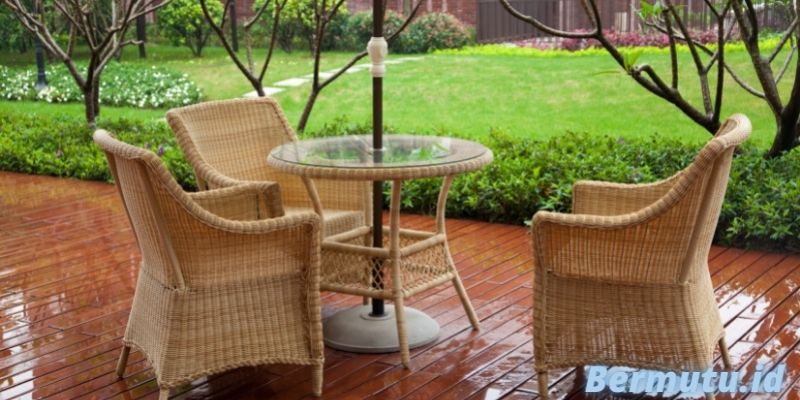 Jenis Furniture Terbaik Untuk Rumah Modern Minimalis - kursi outdoor