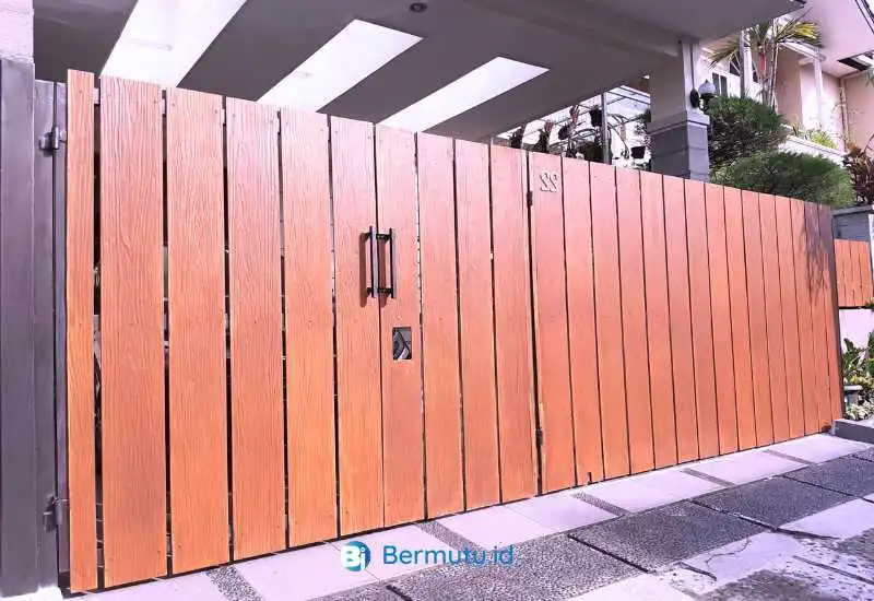 Decking Untuk Pagar