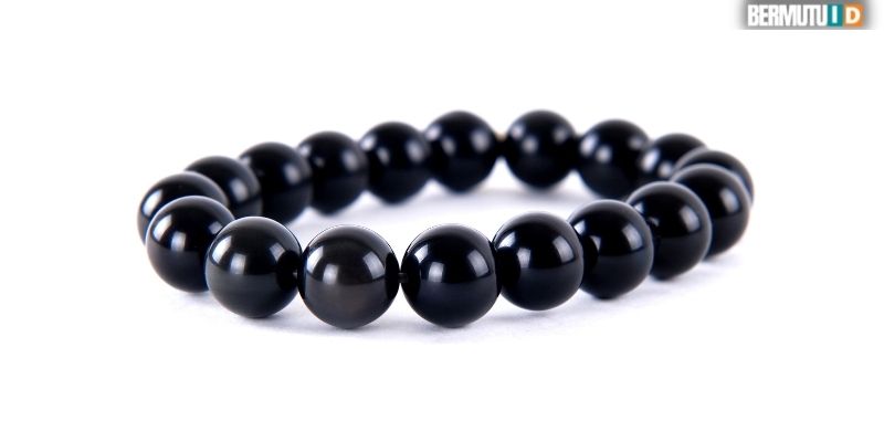Melihat Keunikan Kayu Hitam Khas Kalimantan (6)