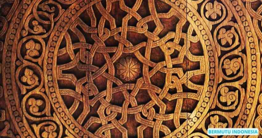 Seni Ukir & Arsitektur Tradisional