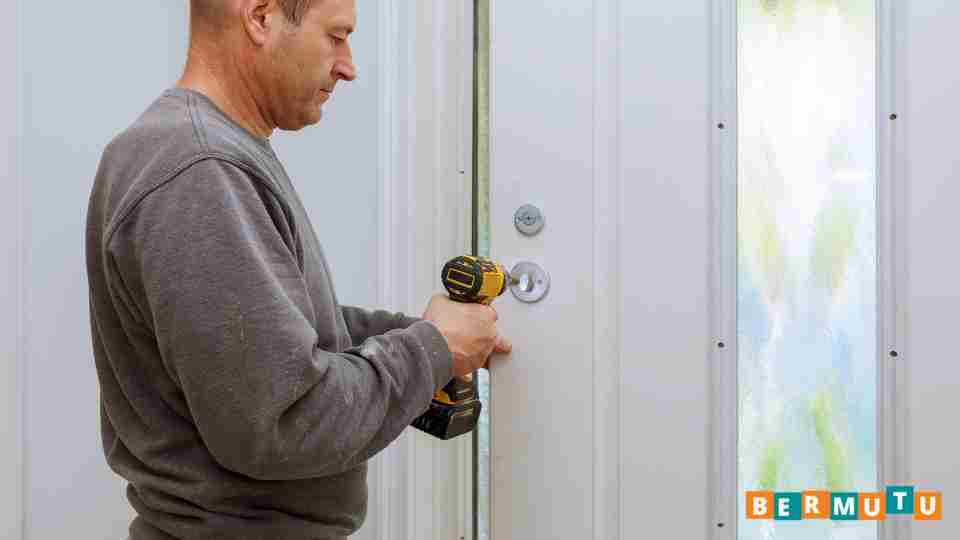Tips Merawat Pintu Smart Door Lock