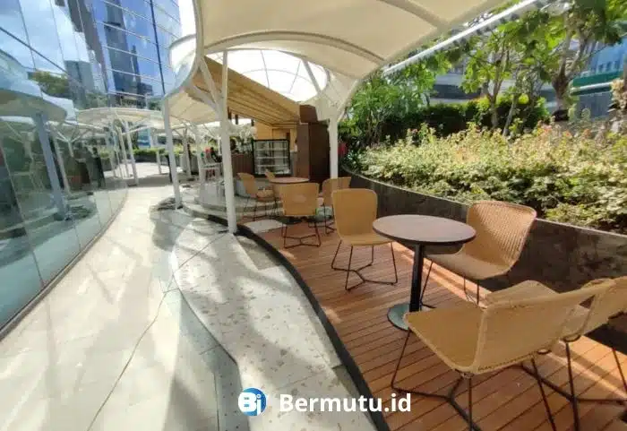 decking WPC cafe outdoor