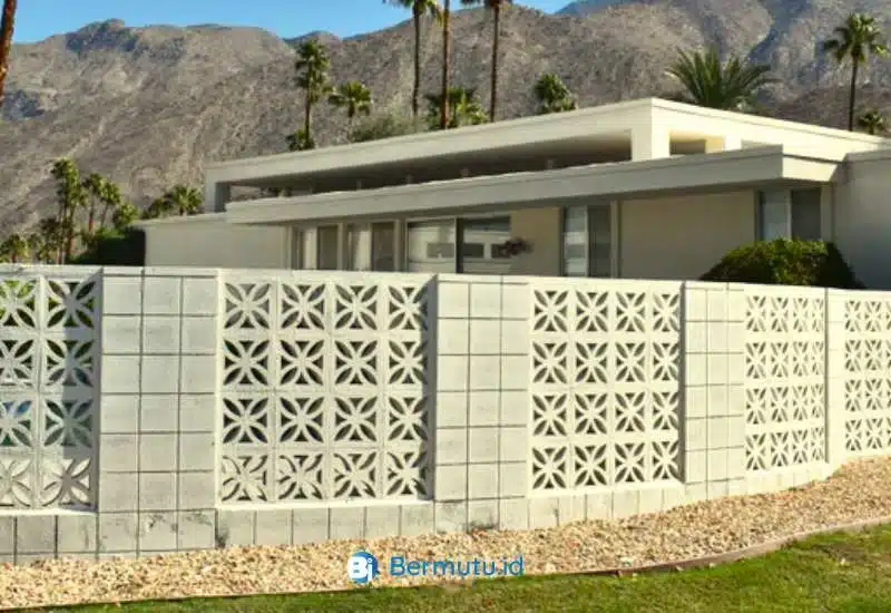 desain pagar beton motif ukir