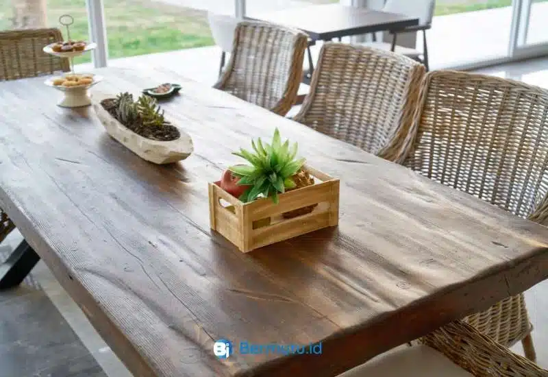 kayu trembesi