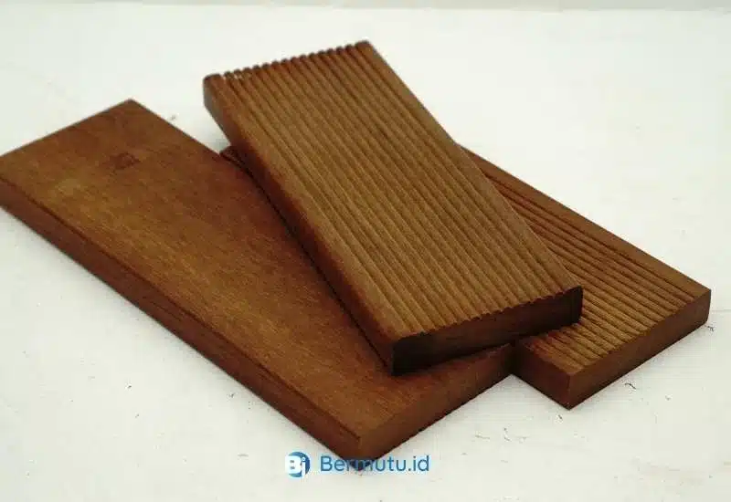 kayu ulin
