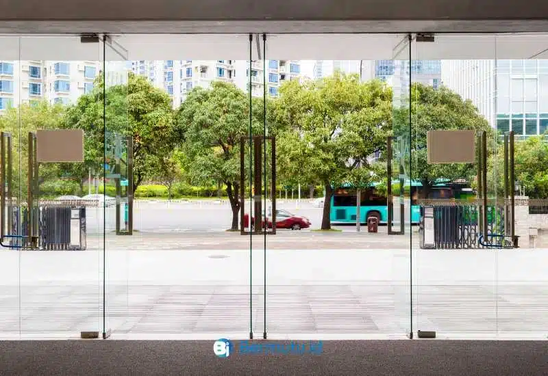 pintu kaca frameless